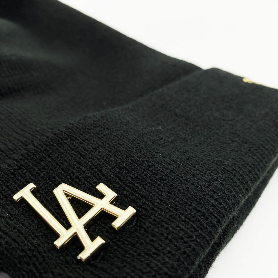 NEW ERA Los Angeles Dodgers Metallic Badge Beanie | MLB