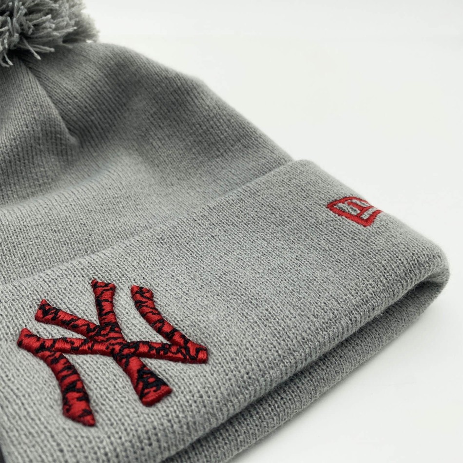 NEW ERA | NY Yankees Infill Pompom Hat | Grey Black Navy