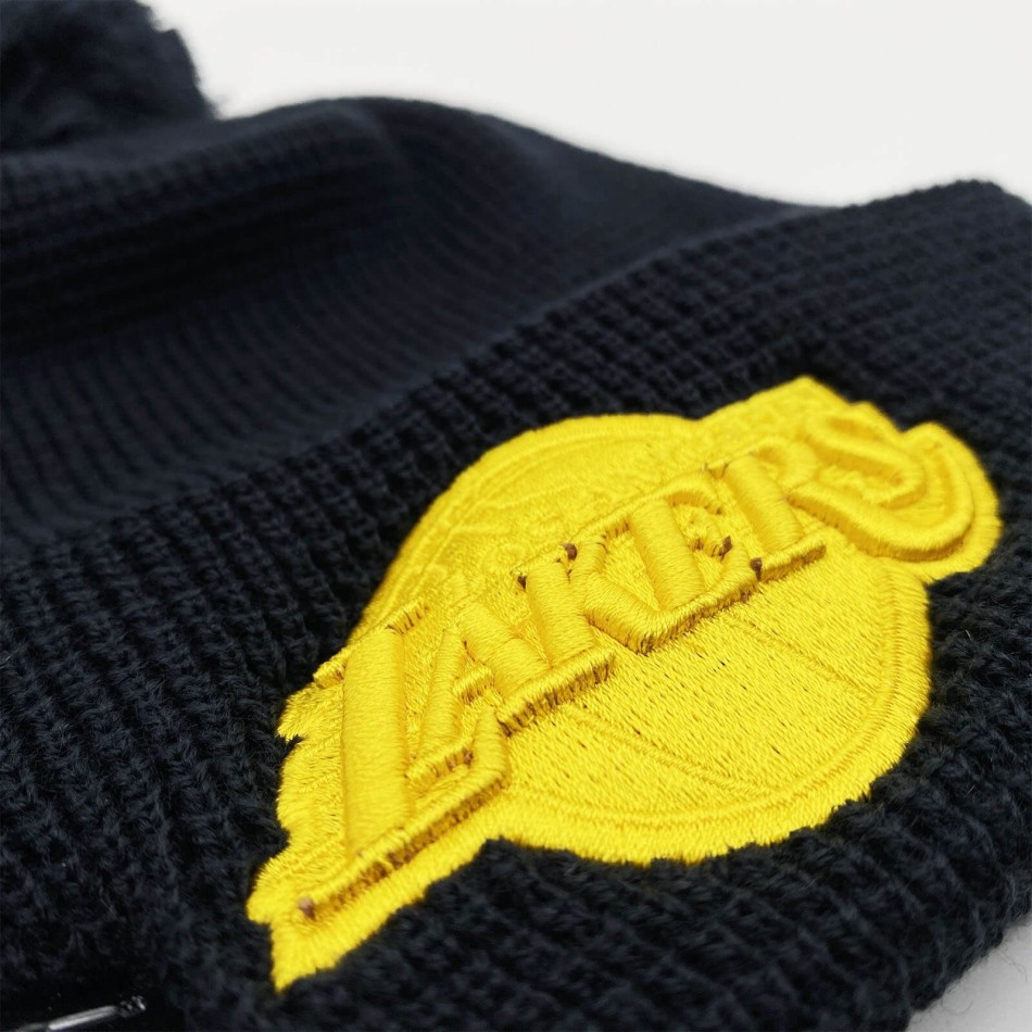 New Era Los Angeles Lakers Beanie med Pompon | Team Pop Bobble NBA