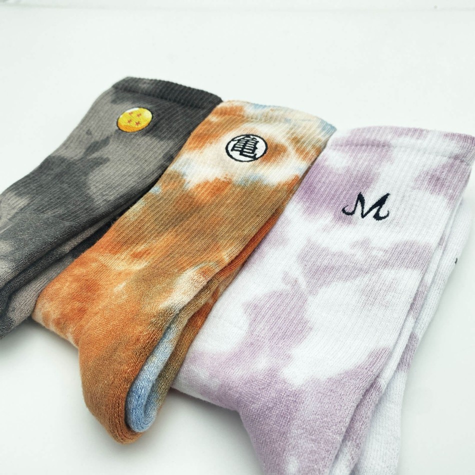 Chaussettes de Sport Tie & Dye "Dragon Ball Z" (Chaussettes Dragon Ball) Capslab chez FrenchMarket