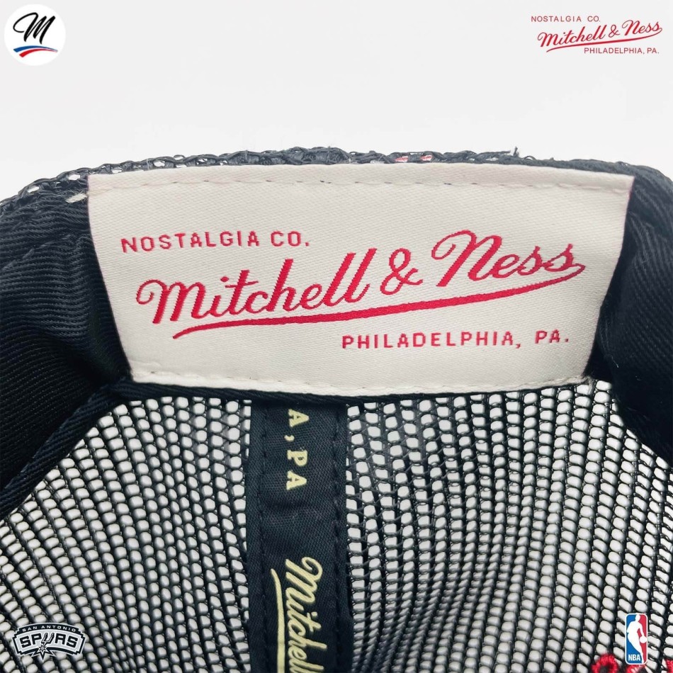 Mitchell & Ness San Antonio Spurs HWC "Gold Leaf" NBA Trucker Cap