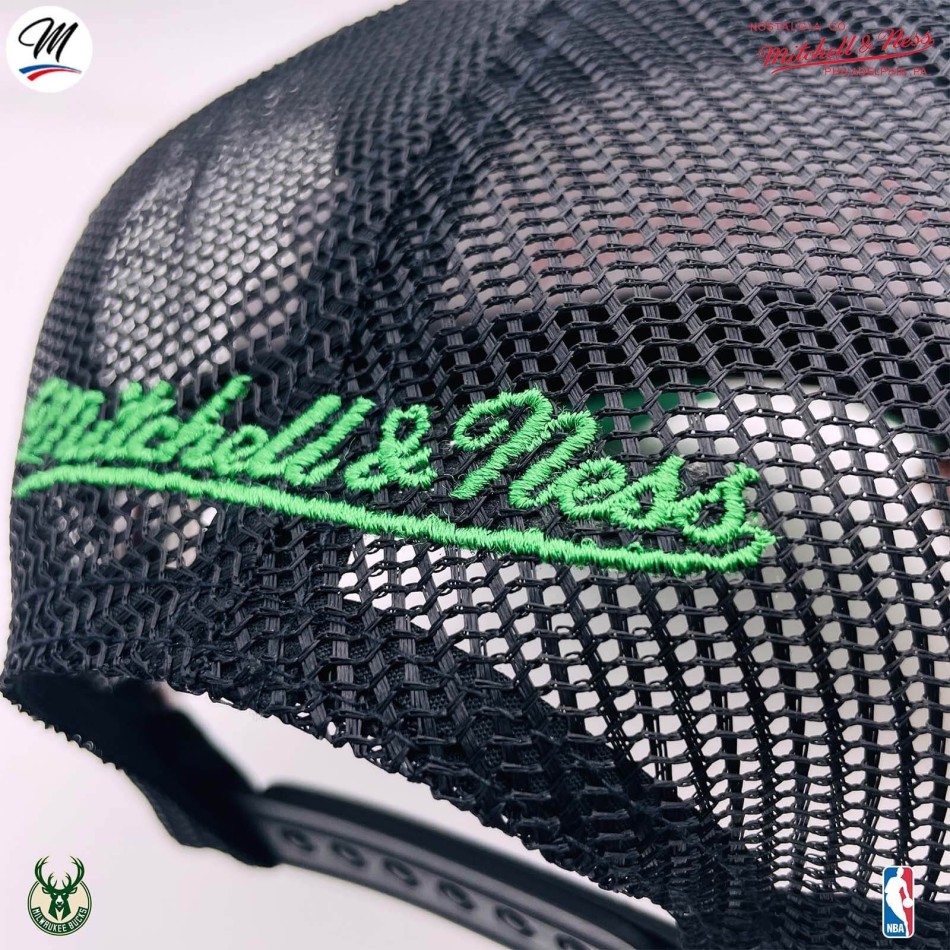 Cappello Trucker NBA "Foglia d'oro" dei Milwaukee Bucks HWC (Cappello NBA) Mitchell & Ness chez FrenchMarket