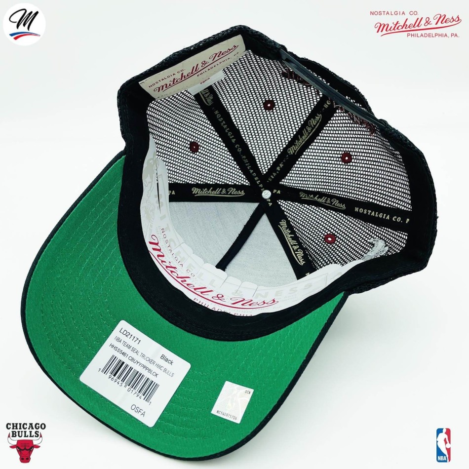 MITCHELL & NESS Chicago Bulls HWC "Team Seal" NBA Trucker Cap