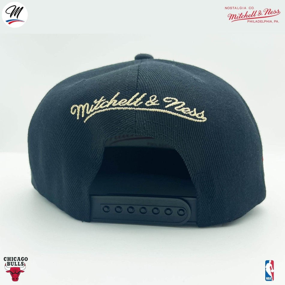 MITCHELL & NES Chicago Bulls "Chicago With Love" NBA-keps