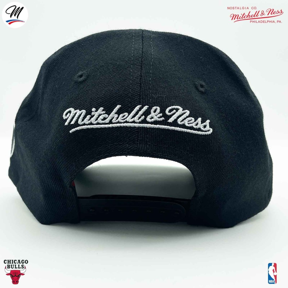 MITCHELL & NESS CHicago Bulls "Home Town Classic" NBA keps