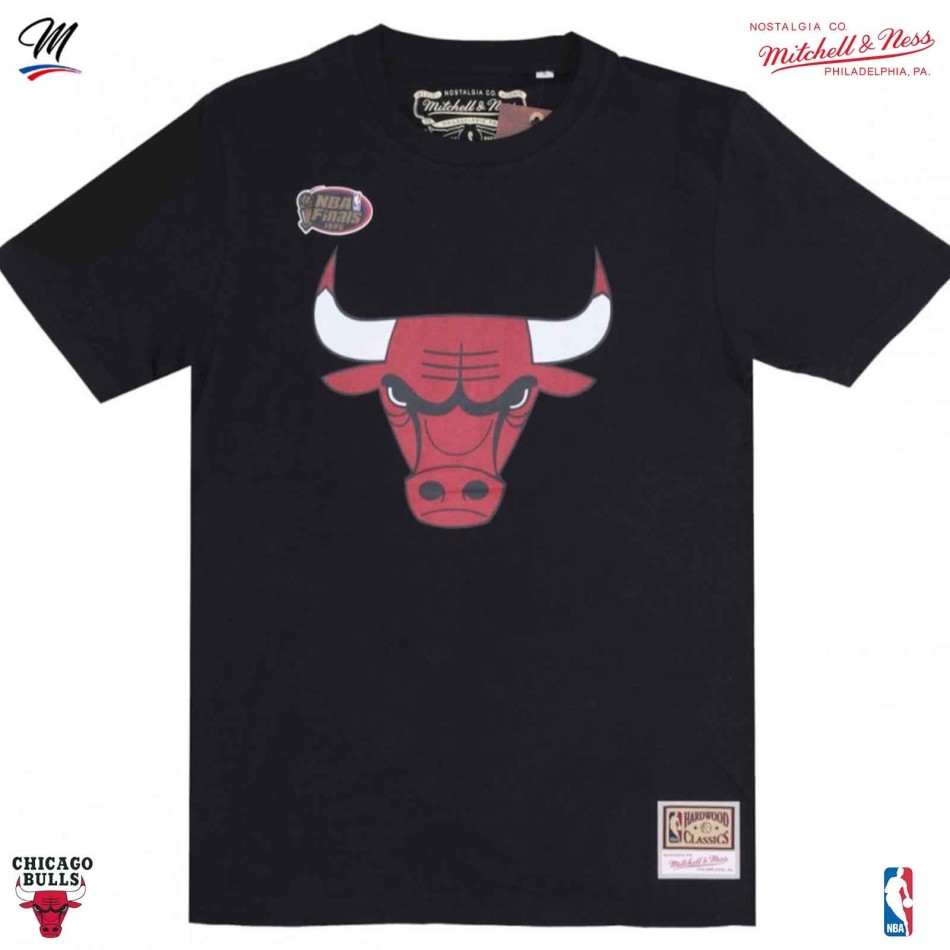 MITCHELL & NESS Chicago Bulls "NBA Team Logo" T-shirt Fri leverans
