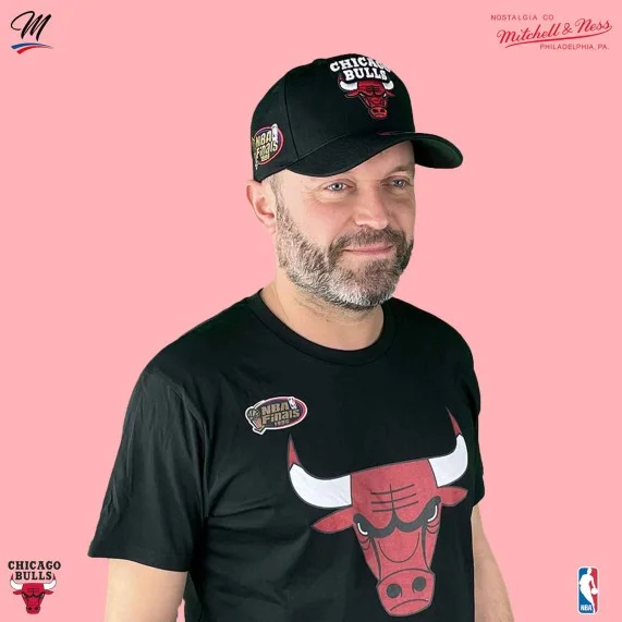 Gorra NBA "Top Spot Classic Red" de los Chicago Bulls (Gorras) Mitchell & Ness chez FrenchMarket Gorra NBA "Top Spot Classic Red" de los Chicago Bulls (Gorras) Mitchell & Ness chez FrenchMarket