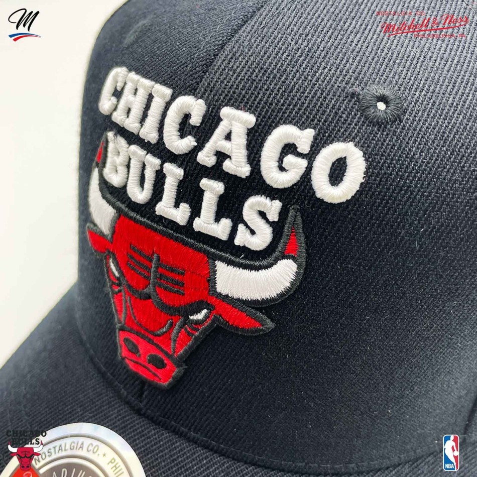 Gorra NBA "Top Spot Classic Red" de los Chicago Bulls (Gorras) Mitchell & Ness chez FrenchMarket