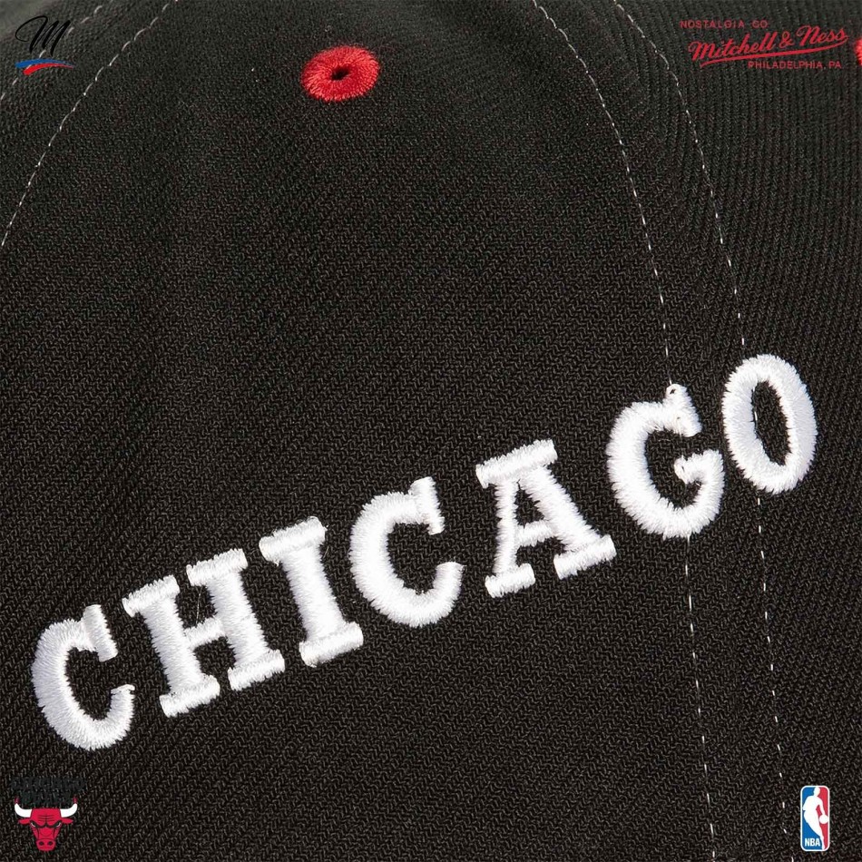 MITCHELL & NESS Chicago Bulls HWC "Overbite" NBA keps Fri leverans