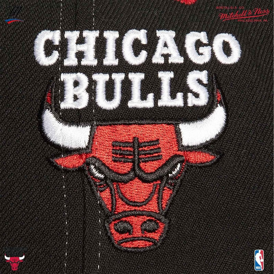 MITCHELL & NESS Chicago Bulls HWC "Overbite" NBA Cap Free Shipping