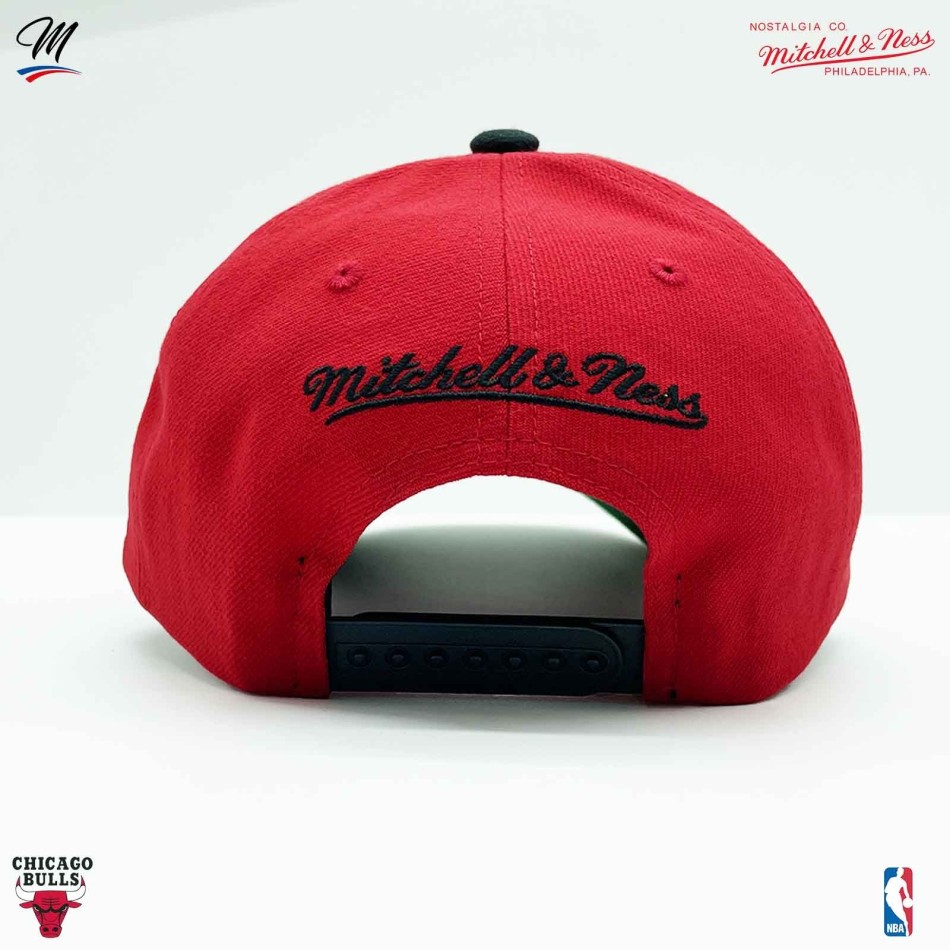 MITCHELL & NESS Chicago Bulls HWC "Team Script 2.0" NBA keps