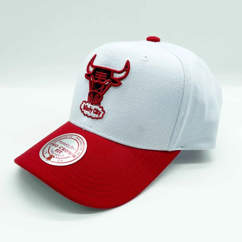 Mitchell & Ness - Casquette NBA Chicago Bulls HWC "Team 2 Tone 2.0" Blanc Taille Unique