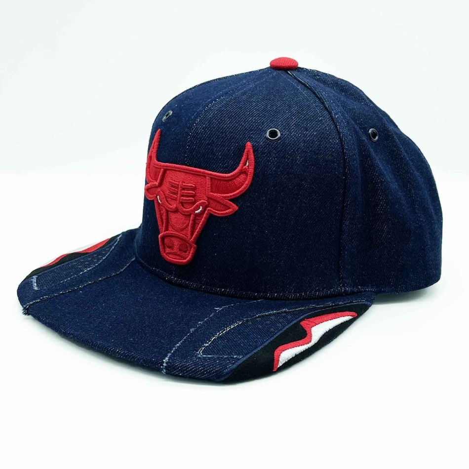 MITCHELL & NESS Chicago Bulls NBA "Day 6 Snapback" cap infrared