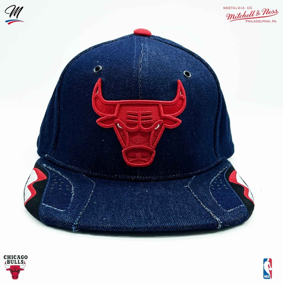 Cappellino NBA "Day 6 Snapback" dei Chicago Bulls (Cappellino) Mitchell & Ness chez FrenchMarket