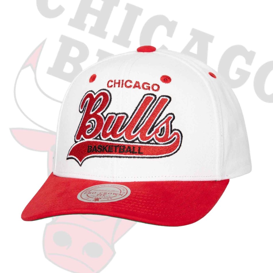 MITCHELL & NESS White Chicago Bulls NBA "Tail Sweep Pro" Cap