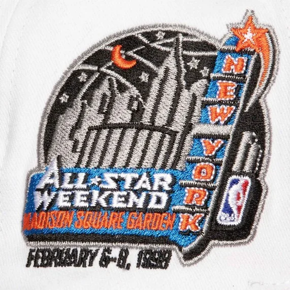 NBA New York Knicks "Tail Sweep Pro" Kappe (Cap) Mitchell & Ness auf FrenchMarket