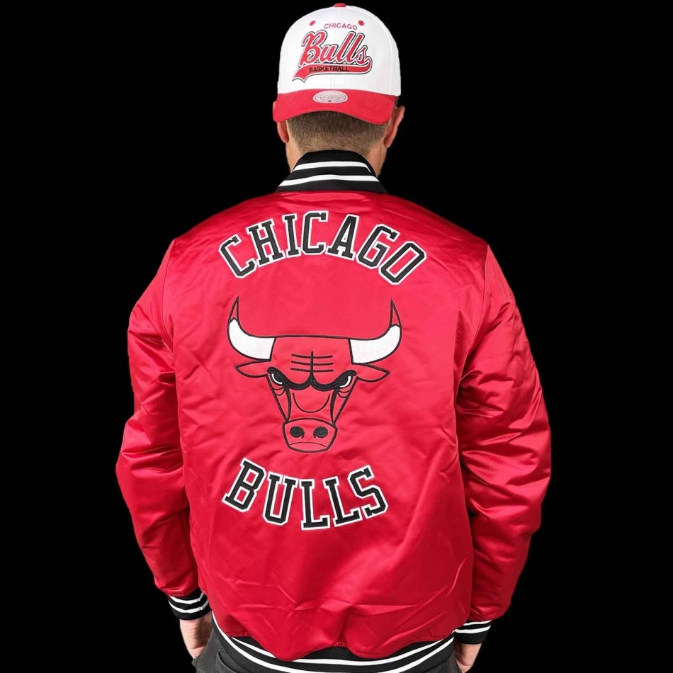 Chaqueta bomber de satén NBA Chicago Bulls (Bomber) Mitchell & Ness chez FrenchMarket