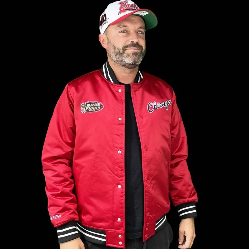 Mitchell & Ness - Veste Bomber Satin NBA Heavyweight Chicago Bulls Rouge XS