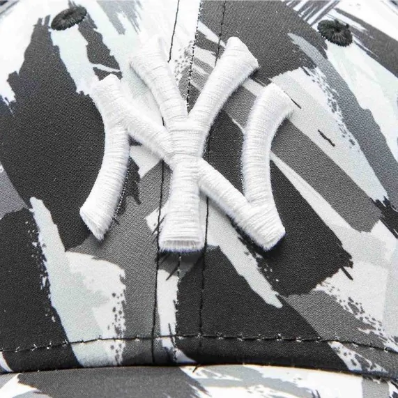 9FORTY New York Yankees "Painted" MLB cap (Caps) New Era on FrenchMarket