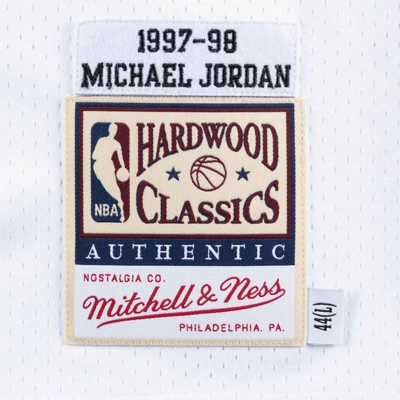 Maillot Michael Jordan Chicago Bulls 1997/98 "NBA Athentic Road" (Maillot NBA) Mitchell & Ness chez FrenchMarket