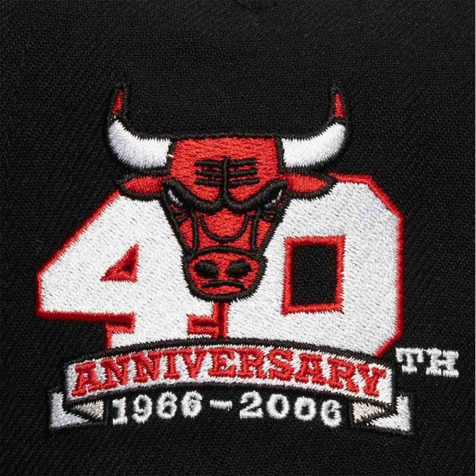 Casquette NBA Chicago Bulls "Oversweep" snapback (Casquette NBA) Mitchell & Ness chez FrenchMarket