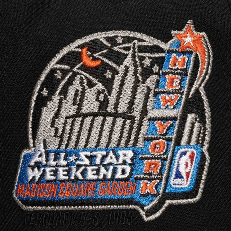NBA New York Knicks "Oversweep" Snapback Cap (NBA-Kappe) Mitchell & Ness auf FrenchMarket