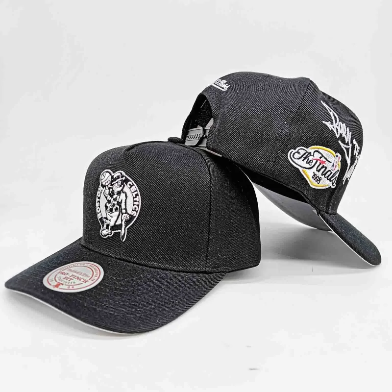 Mitchell & Ness - Casquette Boston Celtics NBA Snapback "Born To Win Pro" Noir Taille Unique