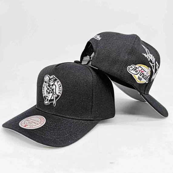 Cappellino Boston Celtics NBA Snapback “Born To Win Pro (Cappello NBA) Mitchell & Ness chez FrenchMarket