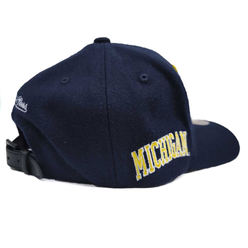 Casquette NCAA Michigan Wolverines "Kicking Wool Pro" (Casquettes) Mitchell & Ness chez FrenchMarket