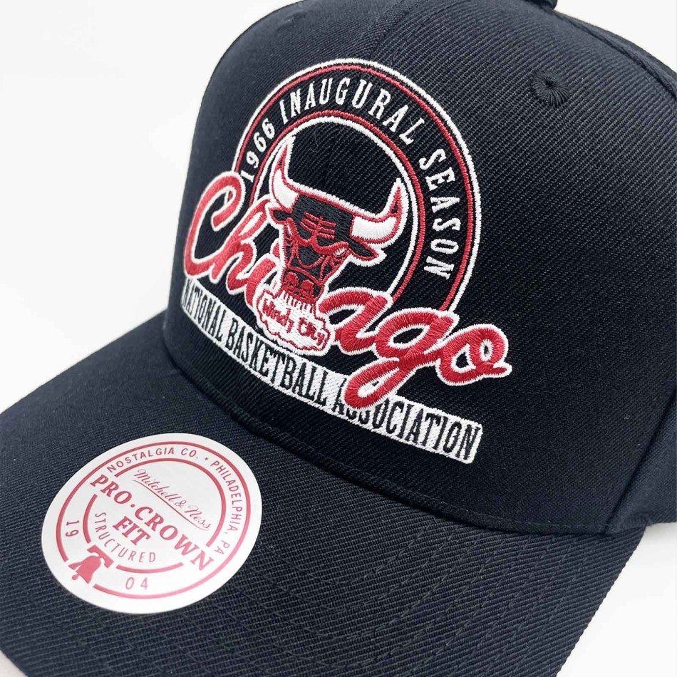 Casquette NBA Chicago Bulls HWC "Inaugural Team Pro Crown" (Casquette NBA) Mitchell & Ness chez FrenchMarket
