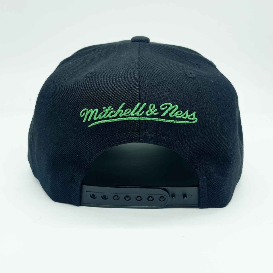 Boston Celtics HWC "Inaugurele Team Pro Crown" NBA Cap (NBA-pet) Mitchell & Ness chez FrenchMarket