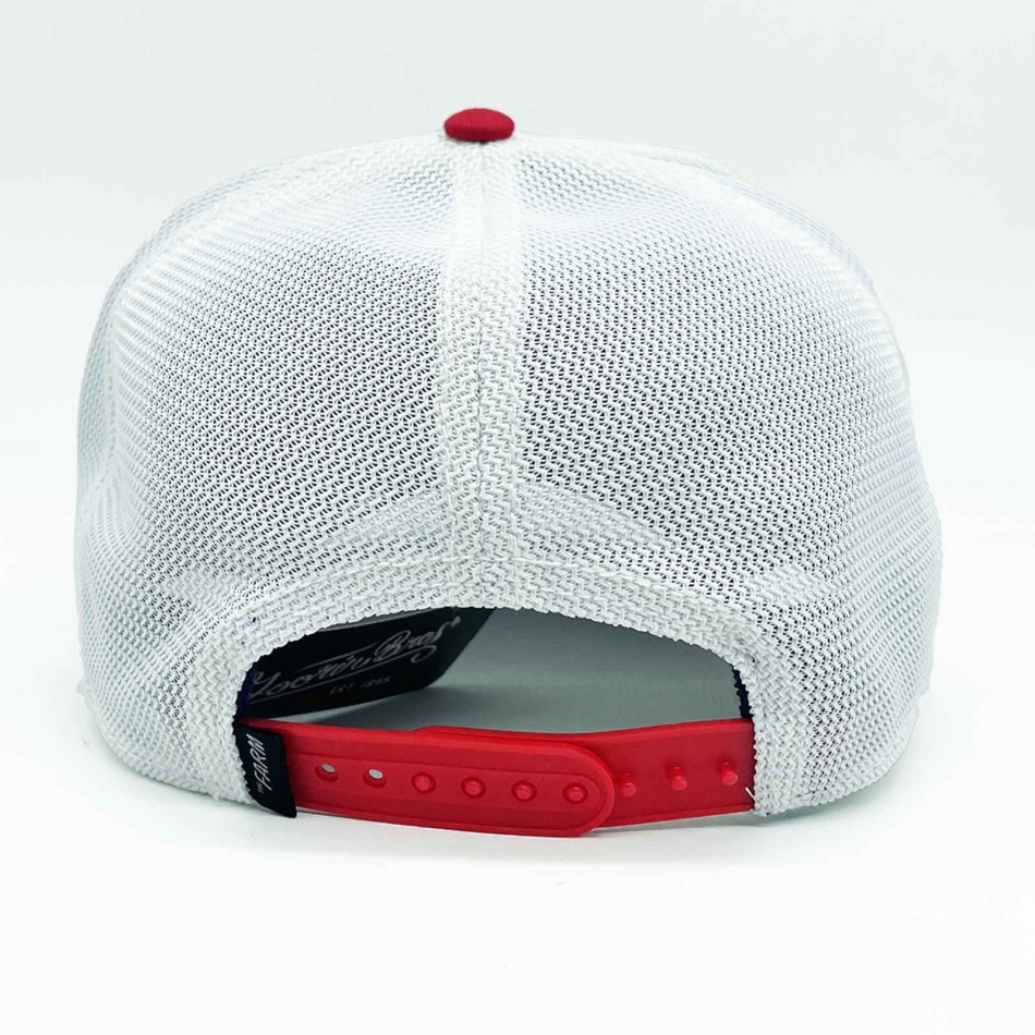Trucker Premium V2 "RAGING BULL" pet (Caps) Goorin Bros chez FrenchMarket