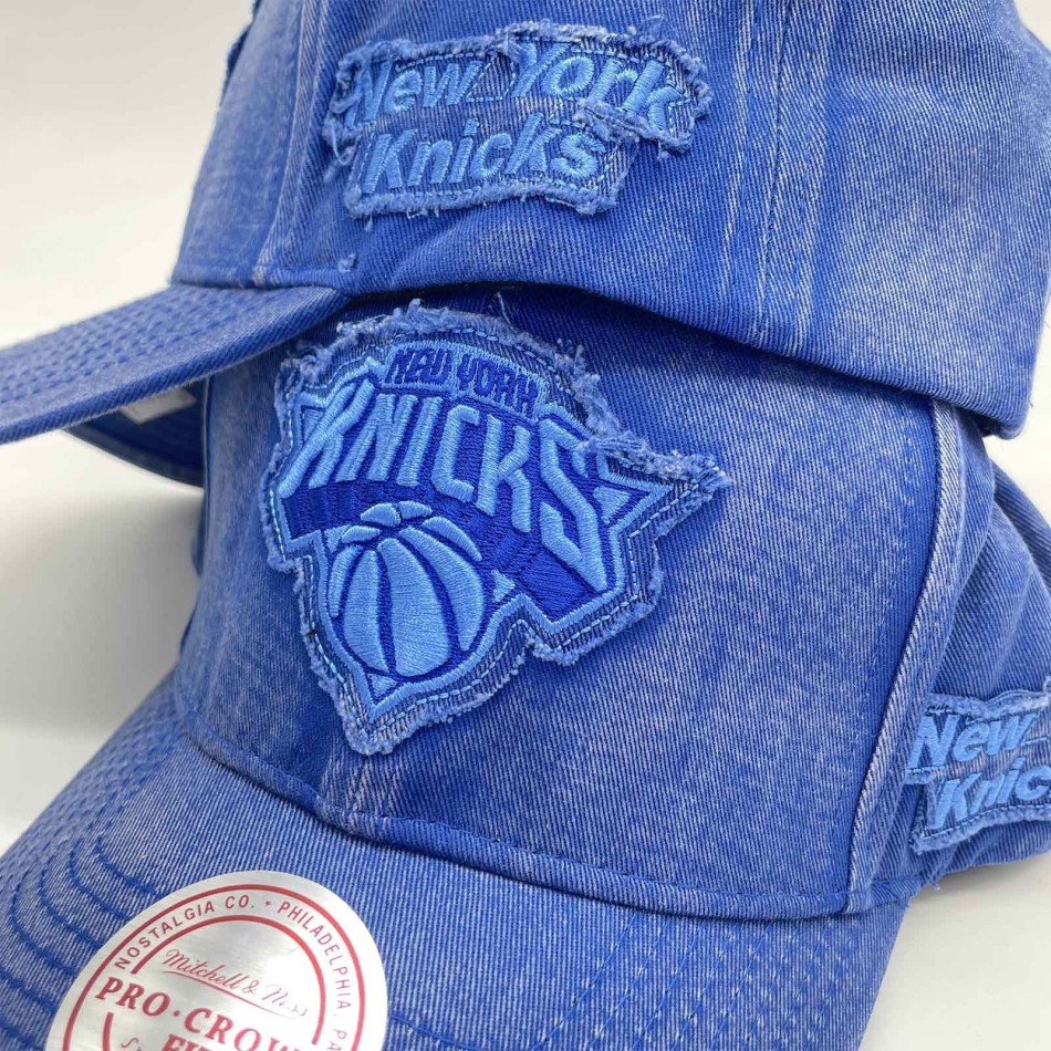 Mitchell & Ness New York Knicks "Downtown Pro HWC" Snapback Cap