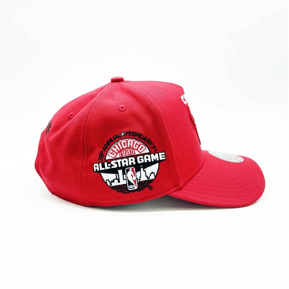 Chicago Bulls Core III Pro Snapback Cap Mitchell & Ness Red